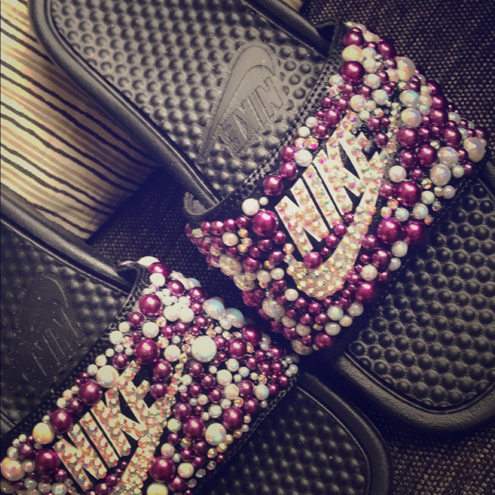 Women Nike slides
